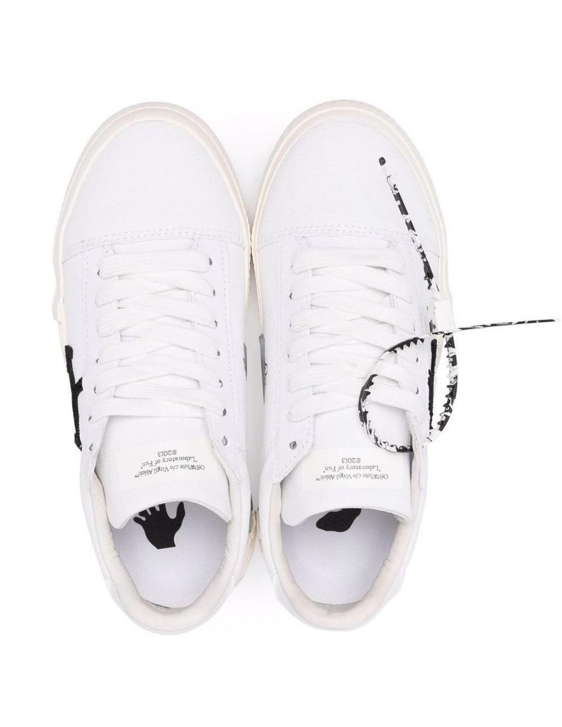 White low top sneakers Off-White model 
