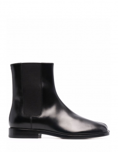 MAISON MARGIELA Chelsea inspired Tabi boots in smooth leather black